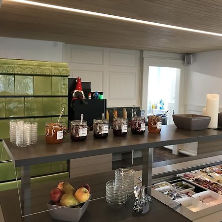 Die Krone - Hotel Garni Kirchzarten Ngoại thất bức ảnh