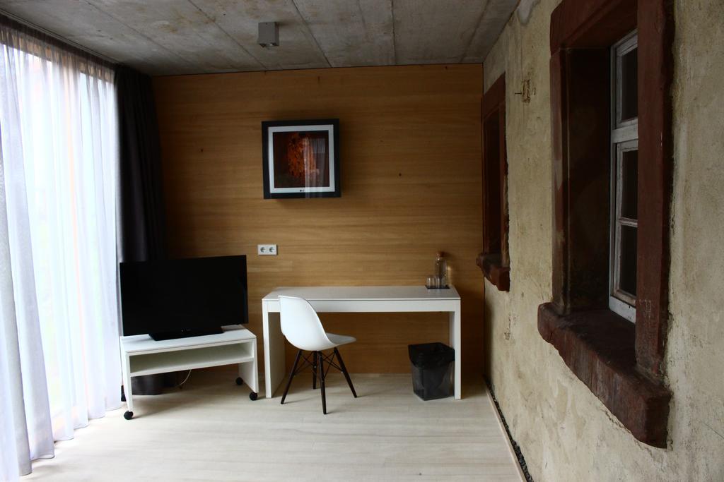 Die Krone - Hotel Garni Kirchzarten Ngoại thất bức ảnh